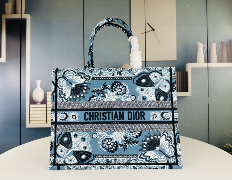 Dior Shopping Bags